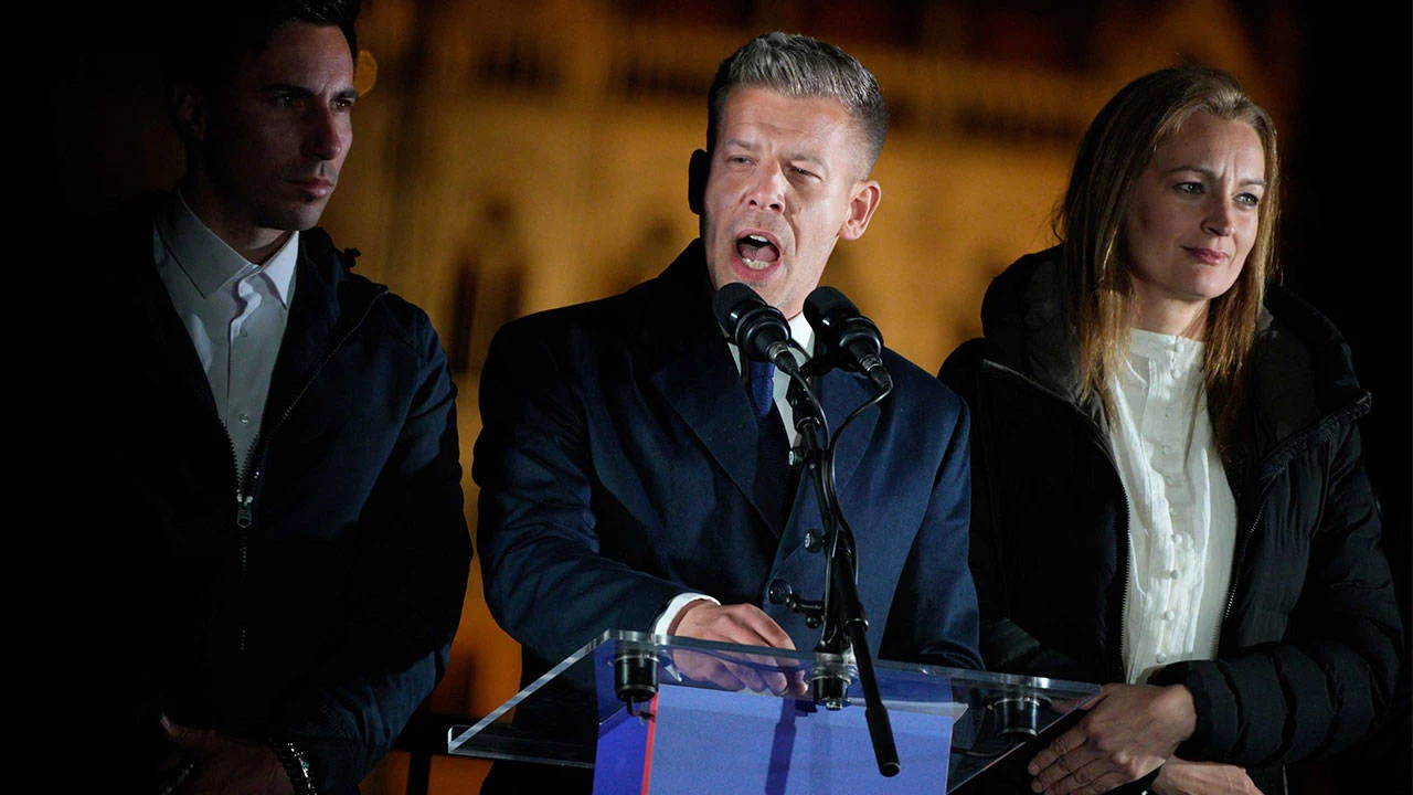 Magyar seçildi, Orban’a yakın şirketler tutuştu